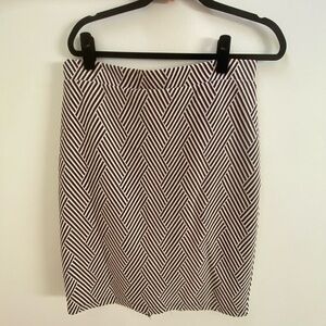 Maeve L by Anthropologie Geometric Black White Pencil Skirt High Rise Slit Large